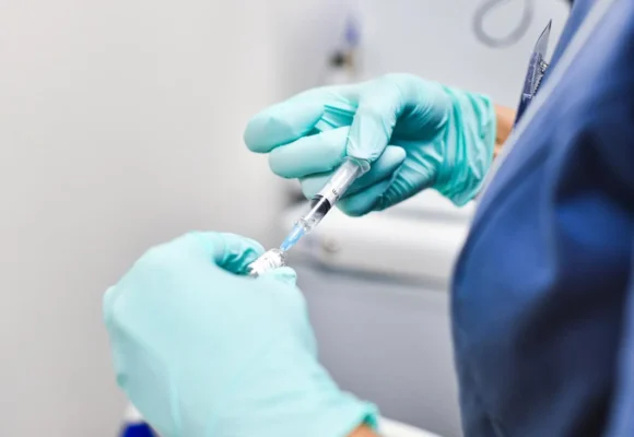 YXJ0aWNsZXMvaW1hZ2UvMjAyNS8xMC9oaW1raS5qcGVn О вакцинации против гриппа и инфекции COVID-19